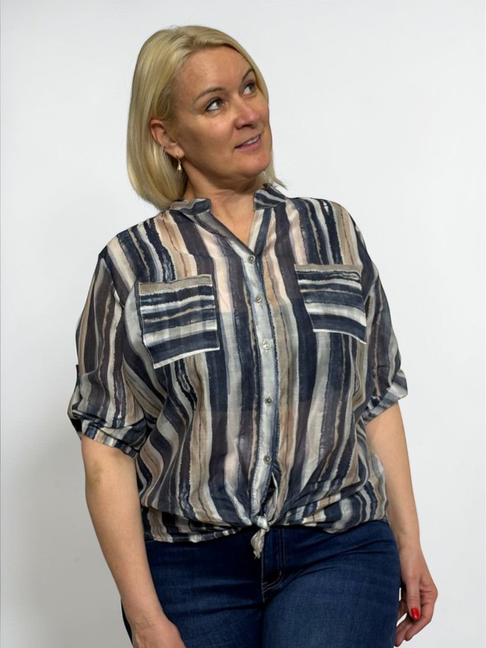 Plāna, viegla svītraina blūze