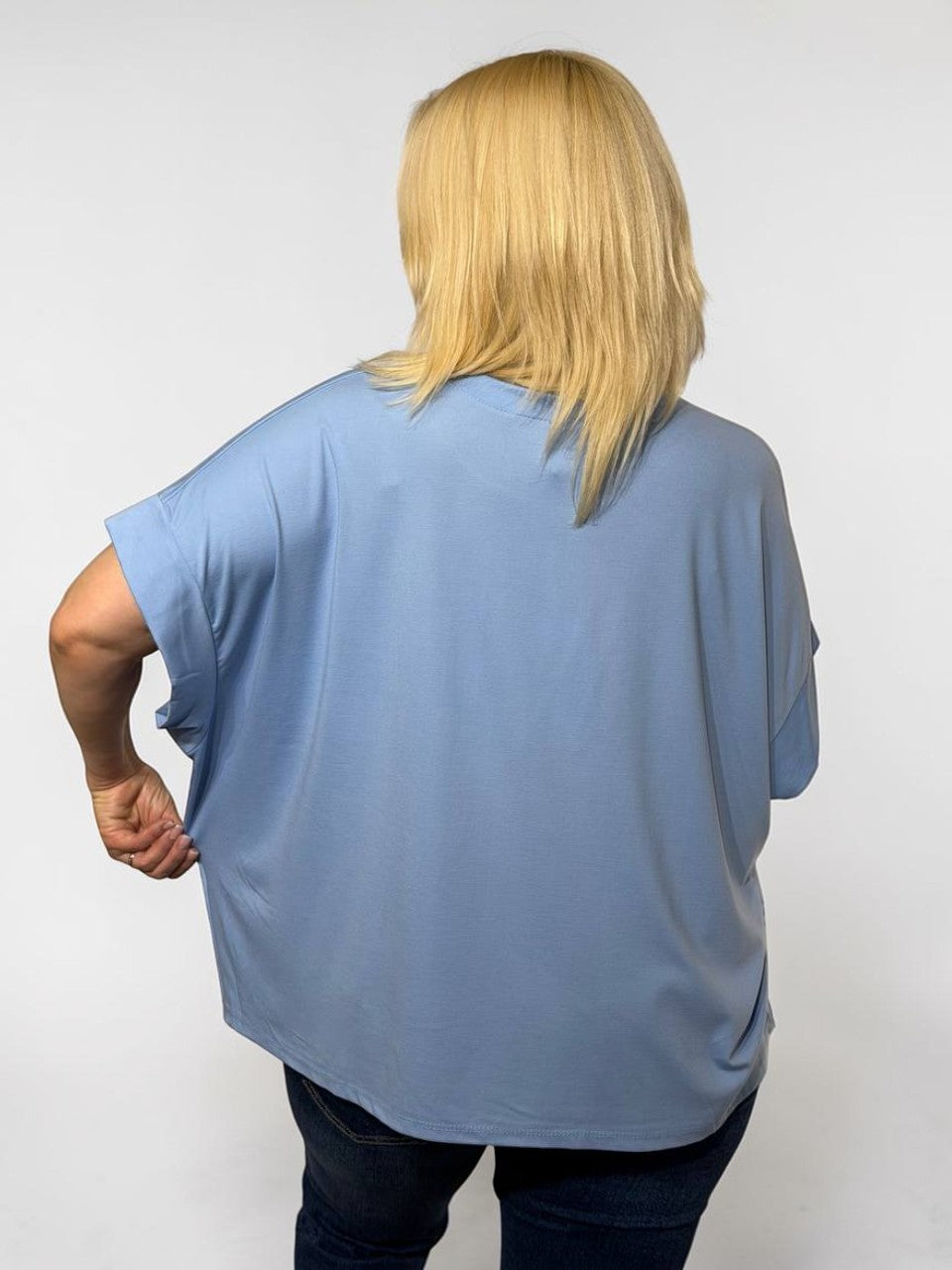 Lielizmēra tops ar krellēm