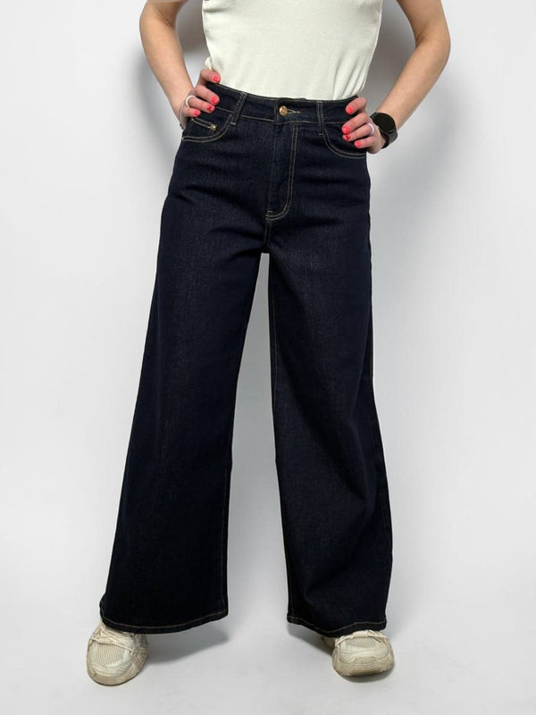 Palazzo style jeans with a high waist