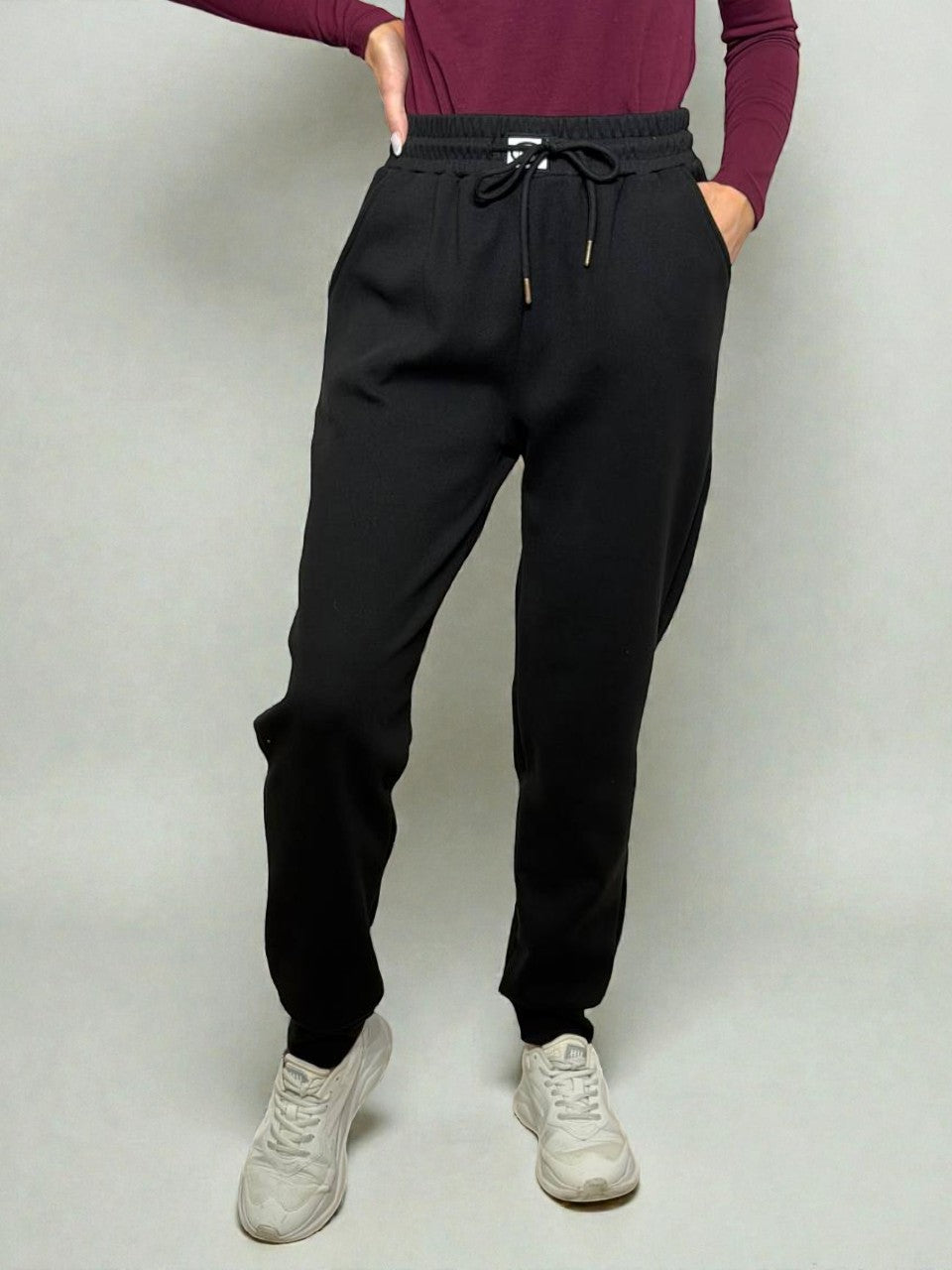 Sporta bikses ar siltu oderi