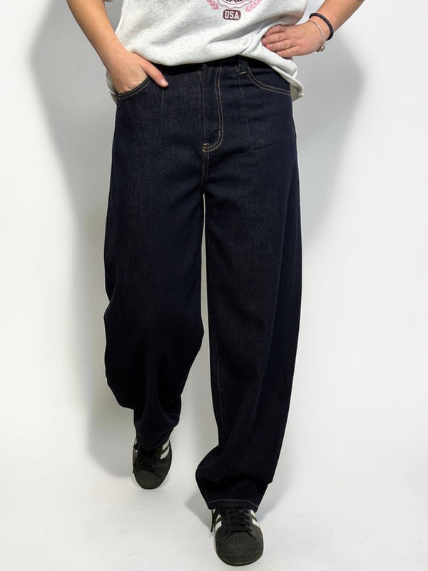 Banana cut jeans