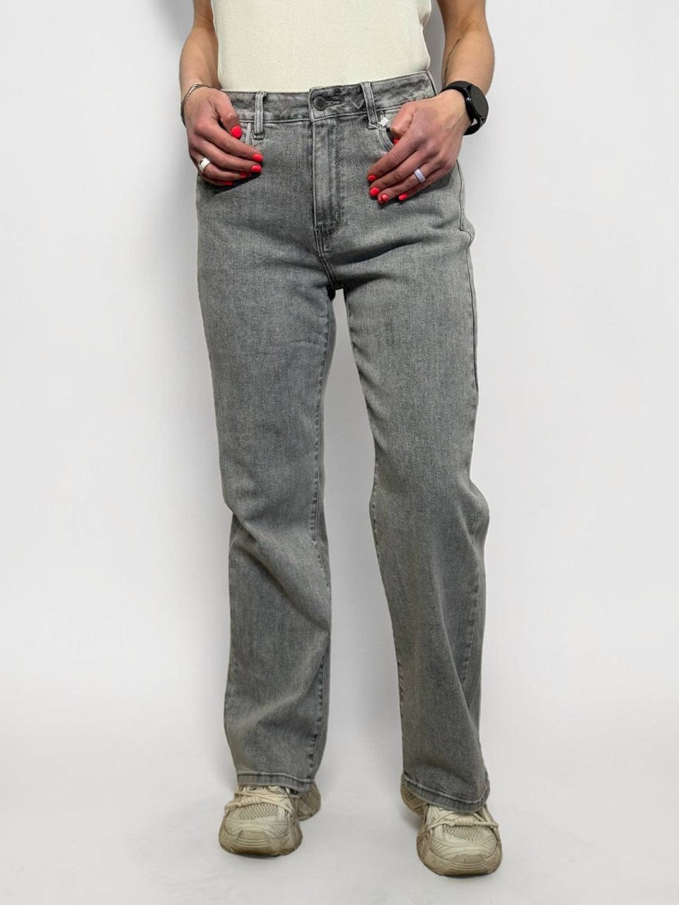 Regular fit džinsi sievietēm