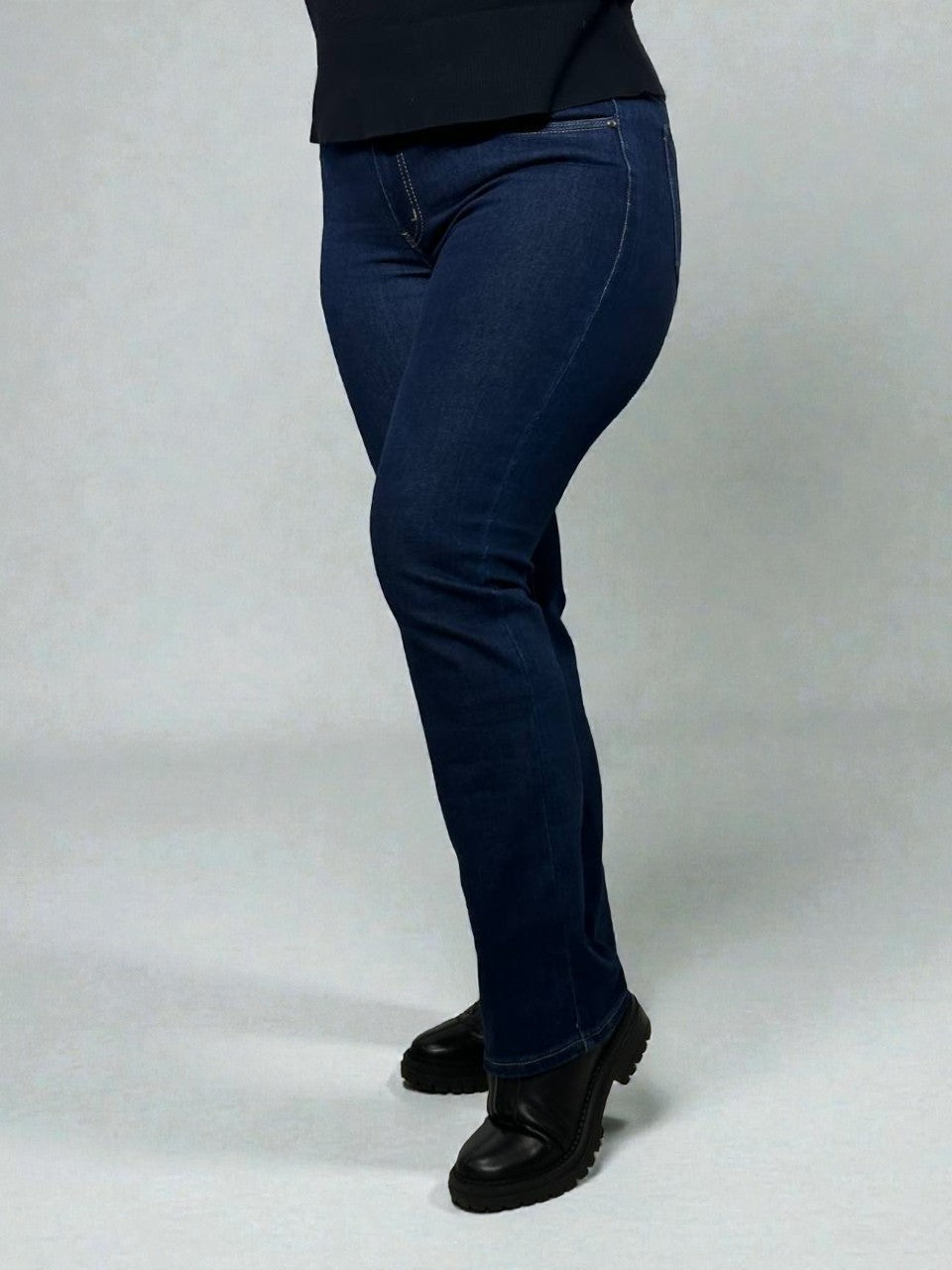 Lengthened, straight blue jeans for women