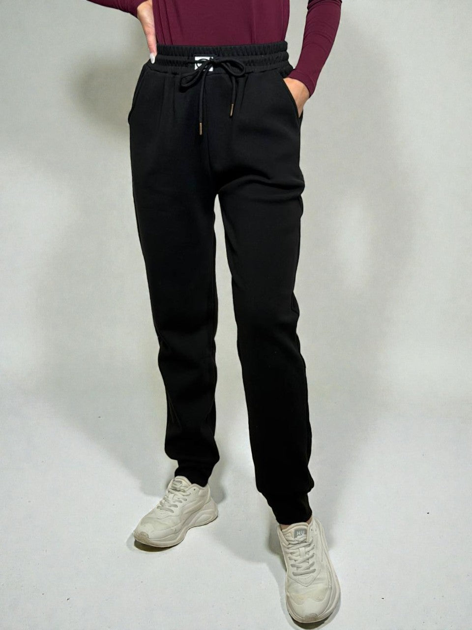 Sporta bikses ar siltu oderi