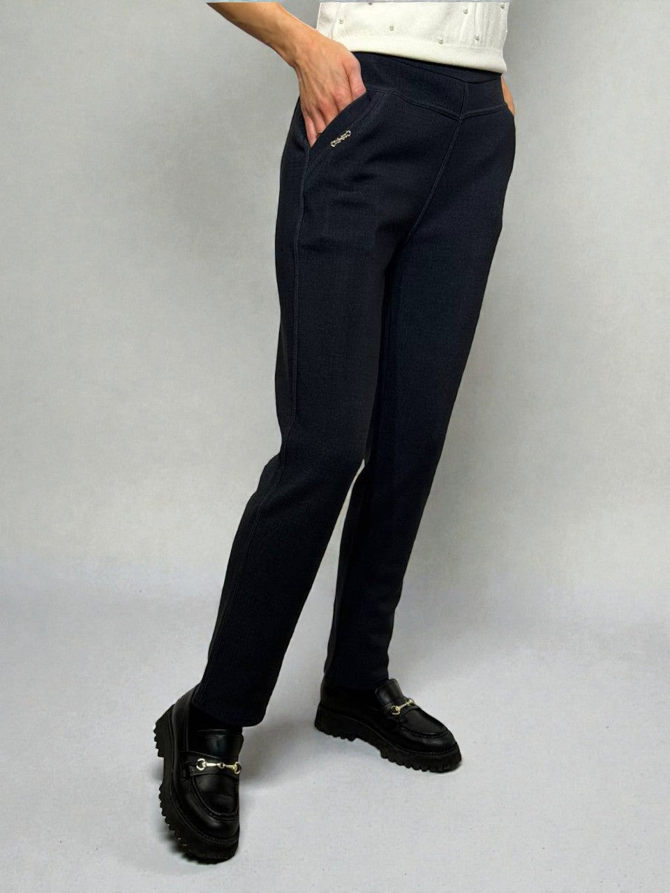 Siltas ikdienas bikses sievietēm