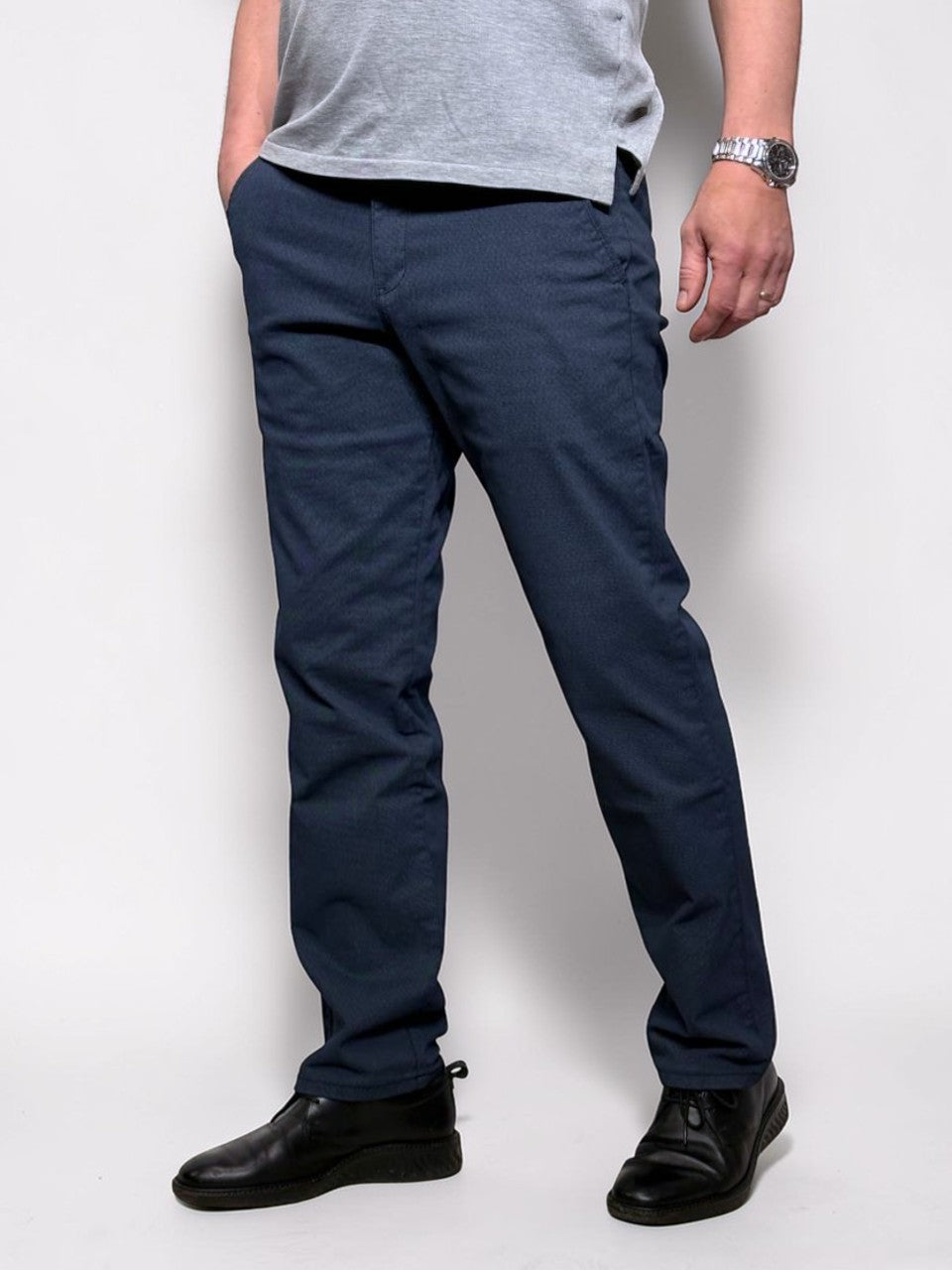 Sturdy, wide men's trousers, Straight Fit
