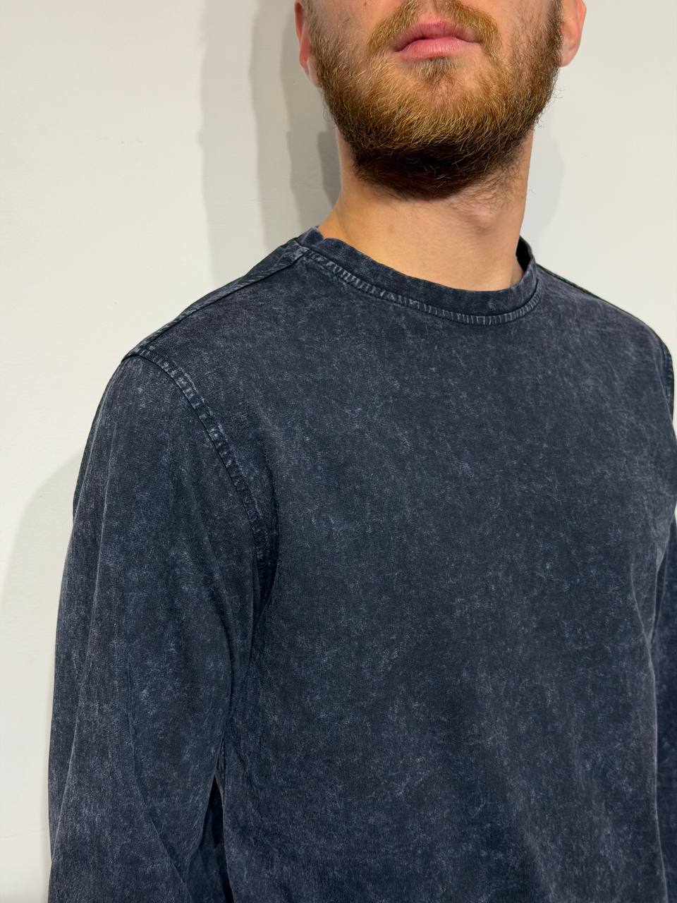 Vīriešu t-krekls ar garām piedurknēm 